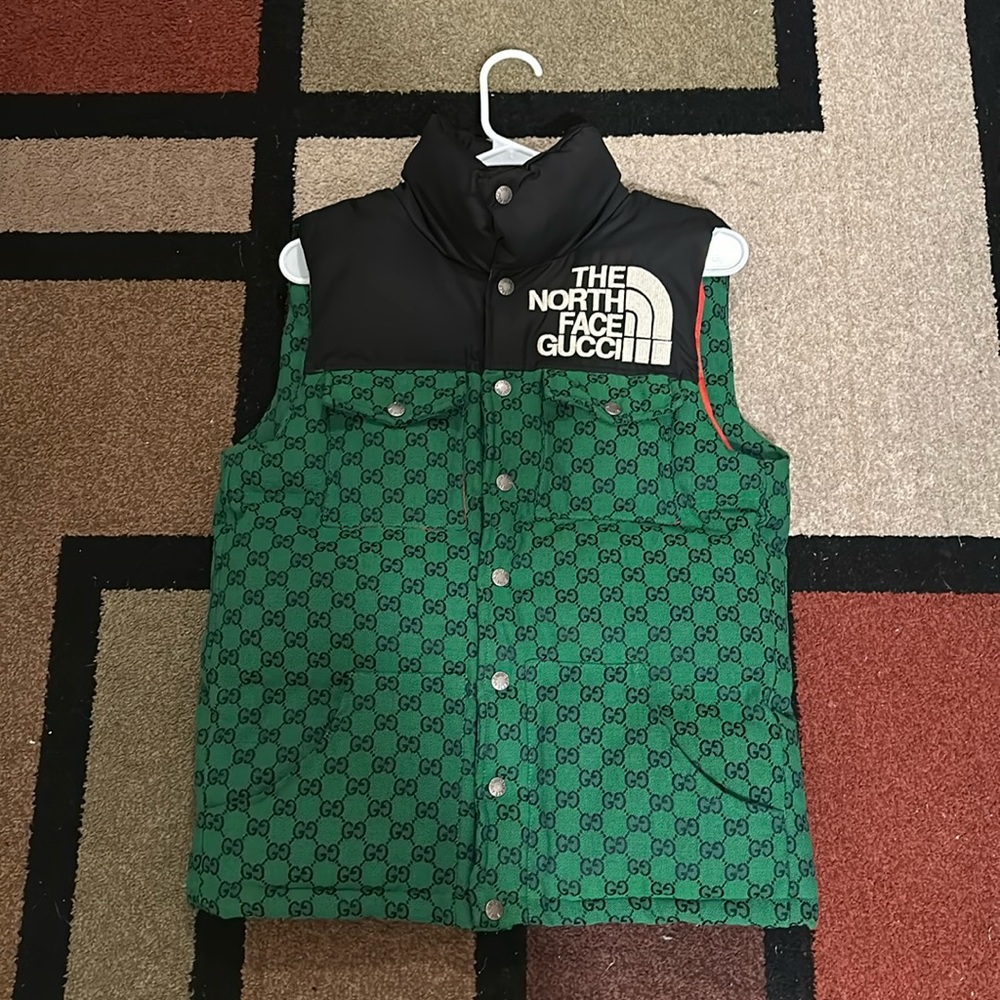 Gucci North face vest size medium green color way